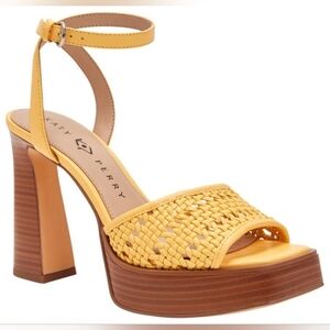 NWT KATY PERRY The Steady Ankle Strap in Softy Nappa.